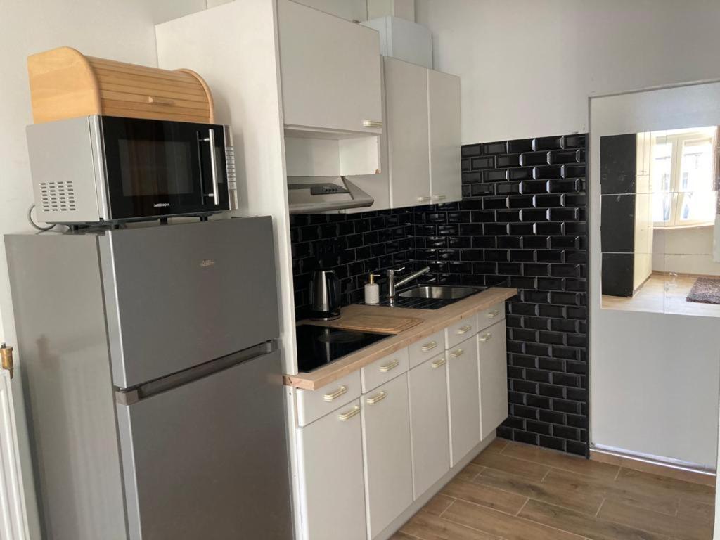 Magnifique Studio Au 2Eme Etage, A Proximite De La Gare Du Midi! Brüsszel Kültér fotó