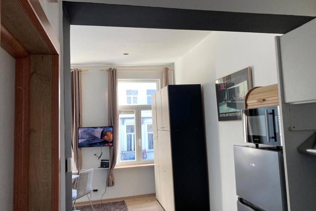 Magnifique Studio Au 2Eme Etage, A Proximite De La Gare Du Midi! Brüsszel Kültér fotó